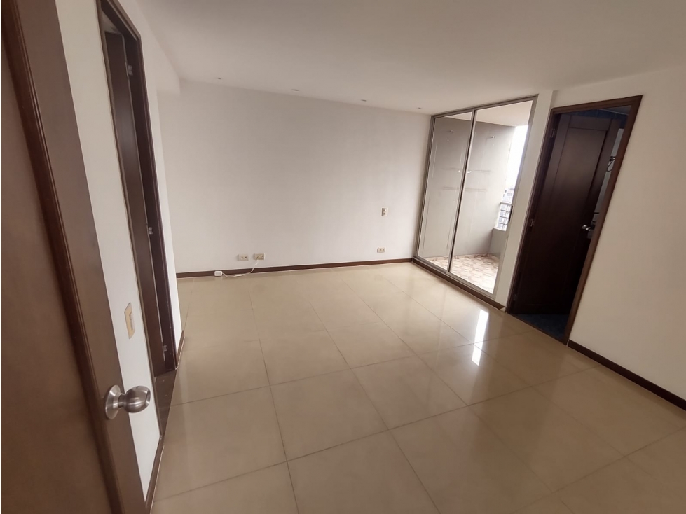 Apartamento en arriendo sector los balsos — foto 2