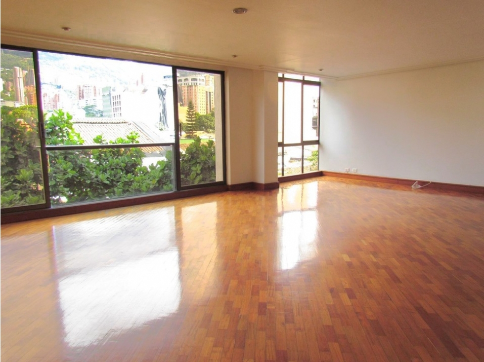 Apartamento en Arriendo El Poblado Medellín — foto 2