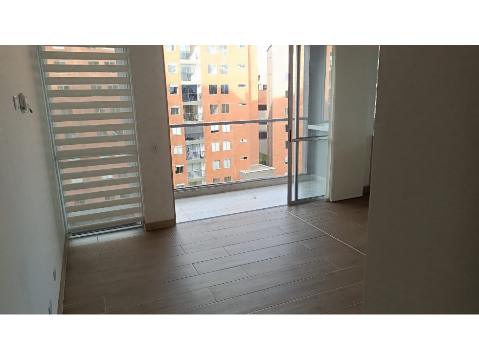 Apartamento en arriendo en Rionegro- los colegios — foto 3