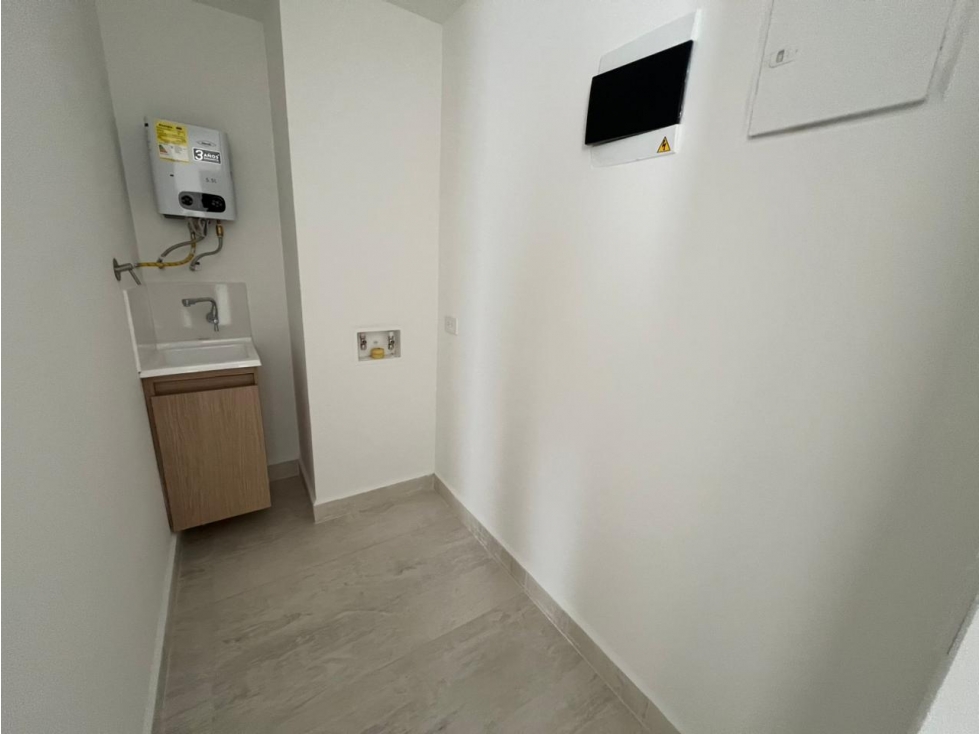Apartamento en arriendo sabaneta Antioquia — foto 2