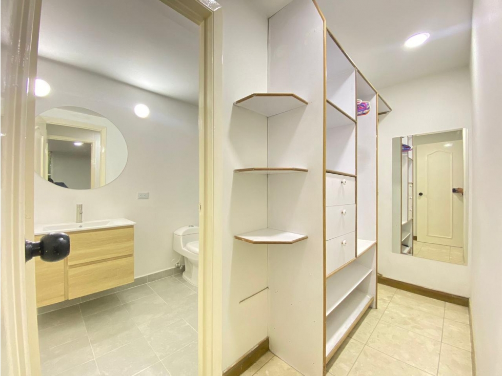 Apartamento en Arriendo Milla de Oro Medellin — foto 6