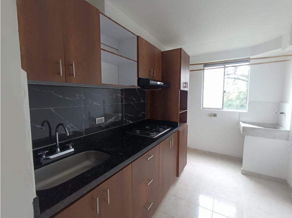 Casa en Arriendo La Hondonada Medellin — foto 2