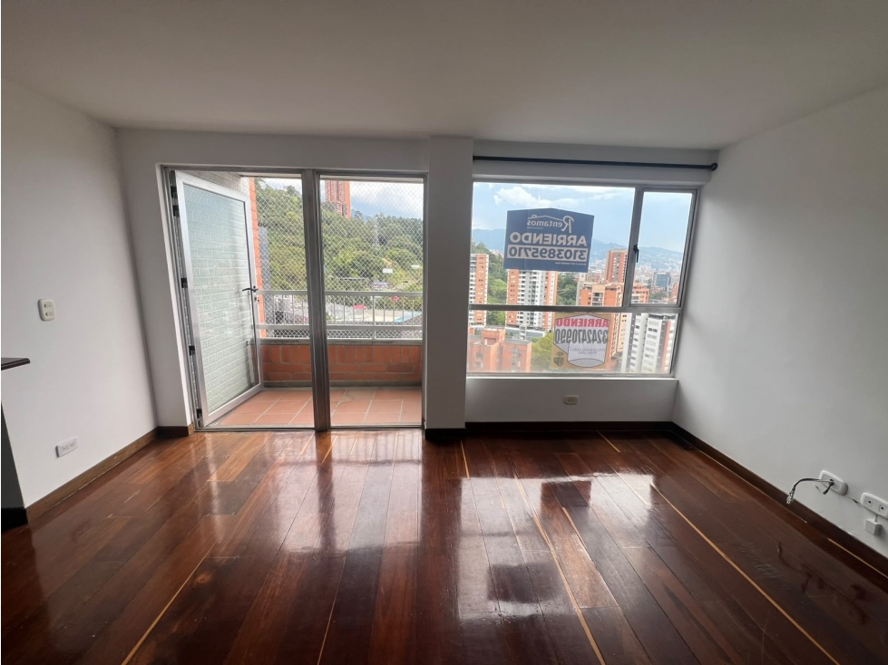 Apartamento en Arriendo Loma de San Julián Medellín — foto 6