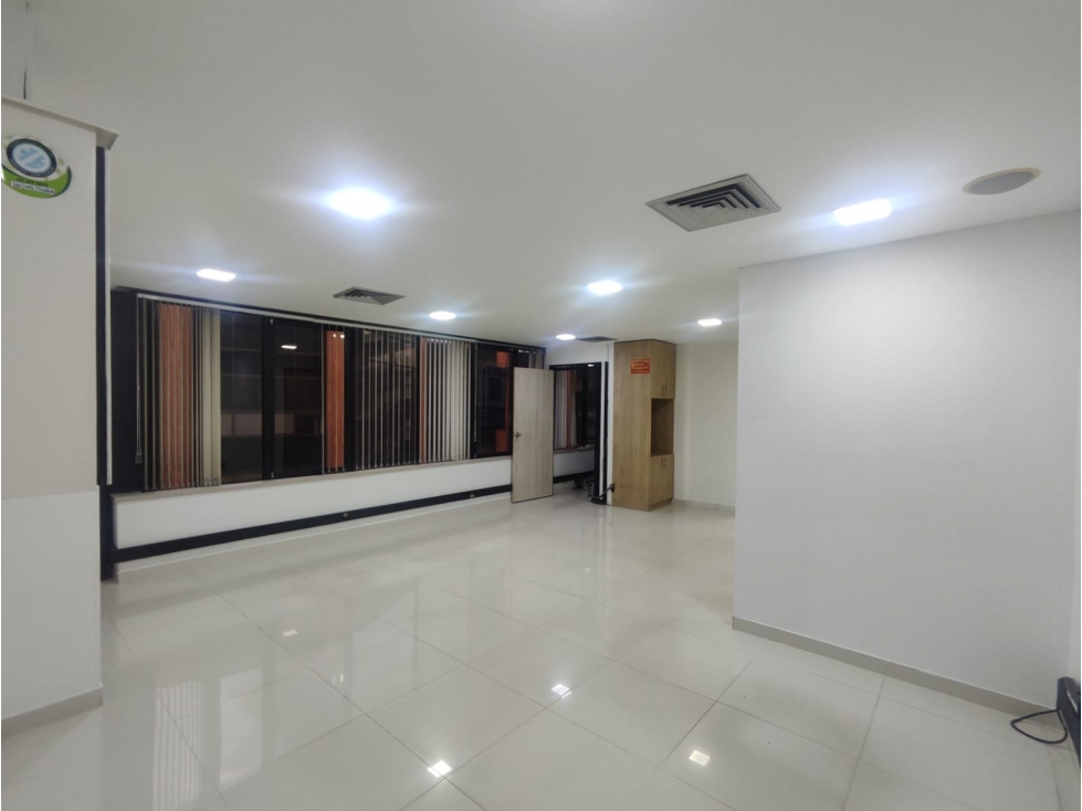 Oficina para la renta en Poblado — foto 2