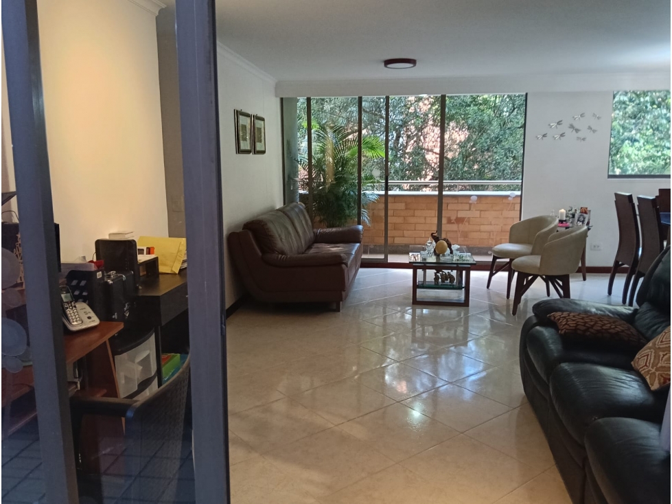Arriendo Apartamento en Envigado Sector la Abadía