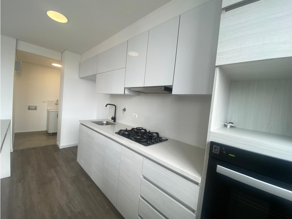 Arriendo Apartamento en el Poblado Sector la Linde — foto 4