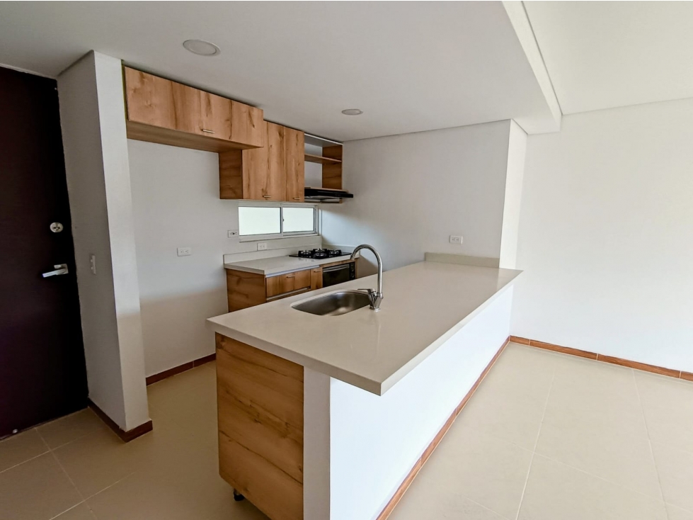 Apartamento en Arriendo Los Colores Medellin — foto 6