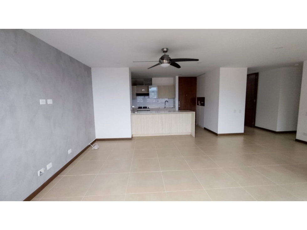 Apartamento en Arriendo sector Loma de los Gonzalez — foto 4