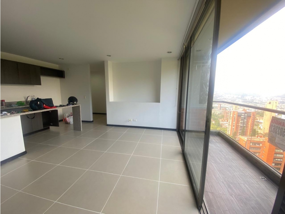 Arriendo Apartamento en el Poblado Sector Las Palmas — foto 2