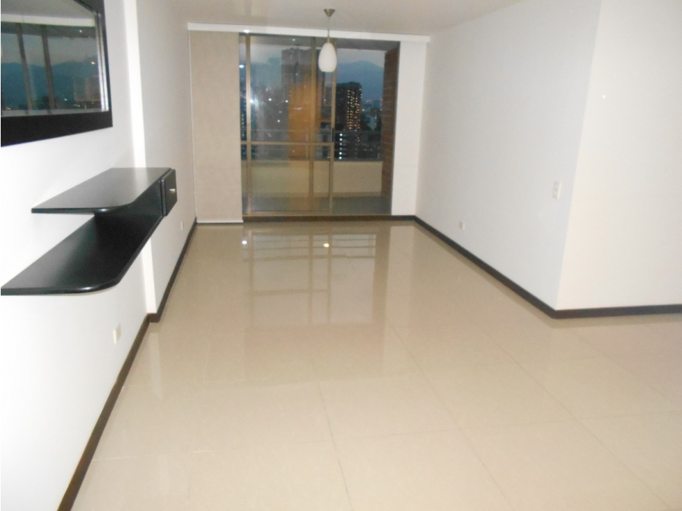 Apartamento en Arriendo sector las Palmas,Mall el Indio — foto 5