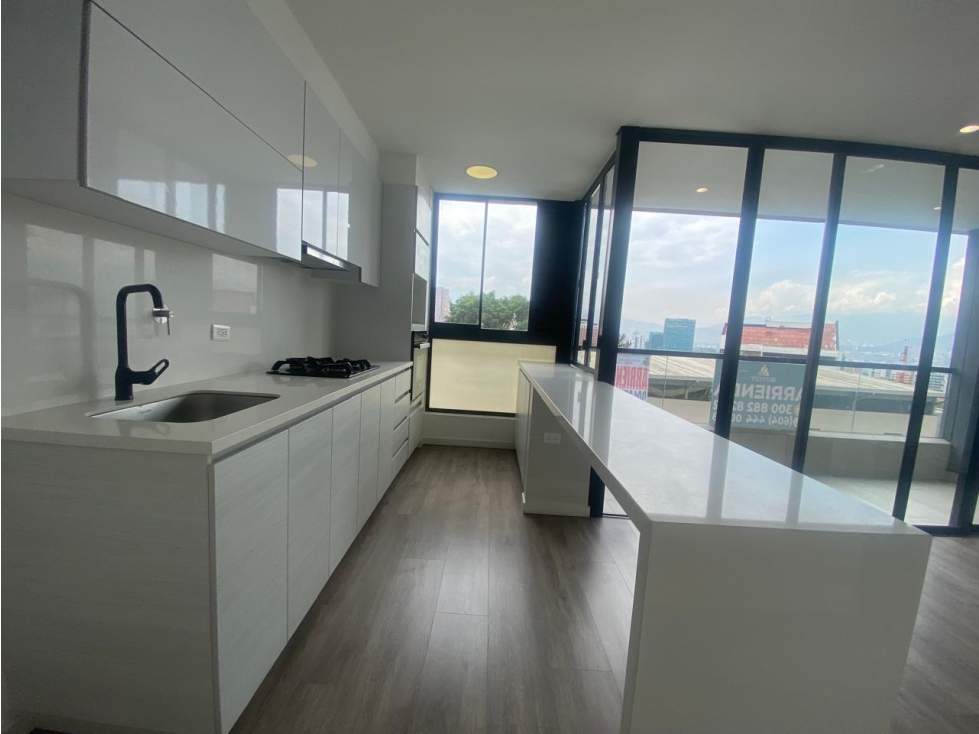 Arriendo Apartamento en el Poblado Sector la Linde