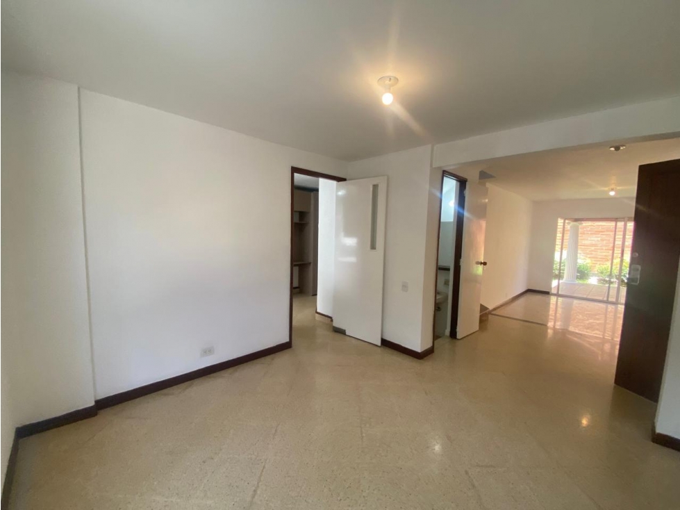 Arriendo Apartamento en el Poblado Sector los Balsos — foto 6