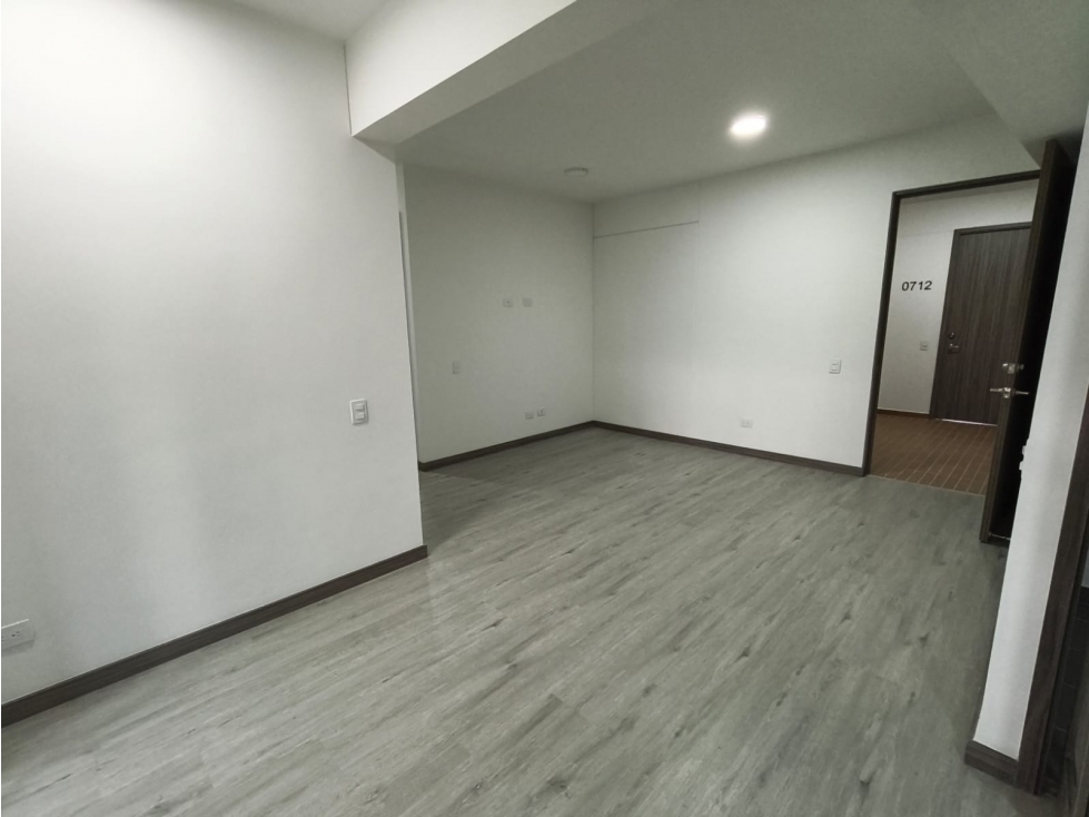 Apartamento en arriendo sector Via las Palmas, Bosque Santo — foto 6