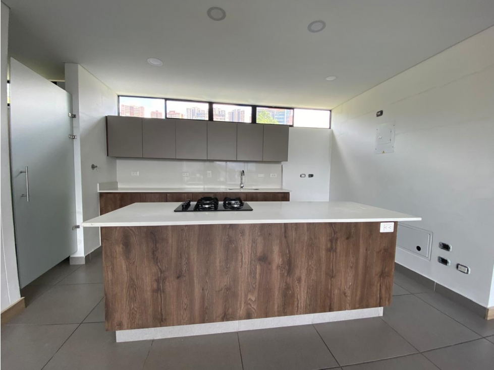 Arriendo Apartamento en el Poblado en el Tesoro