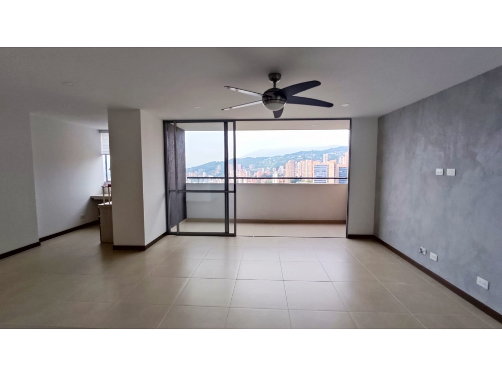 Apartamento en Arriendo sector Loma de los Gonzalez — foto 5