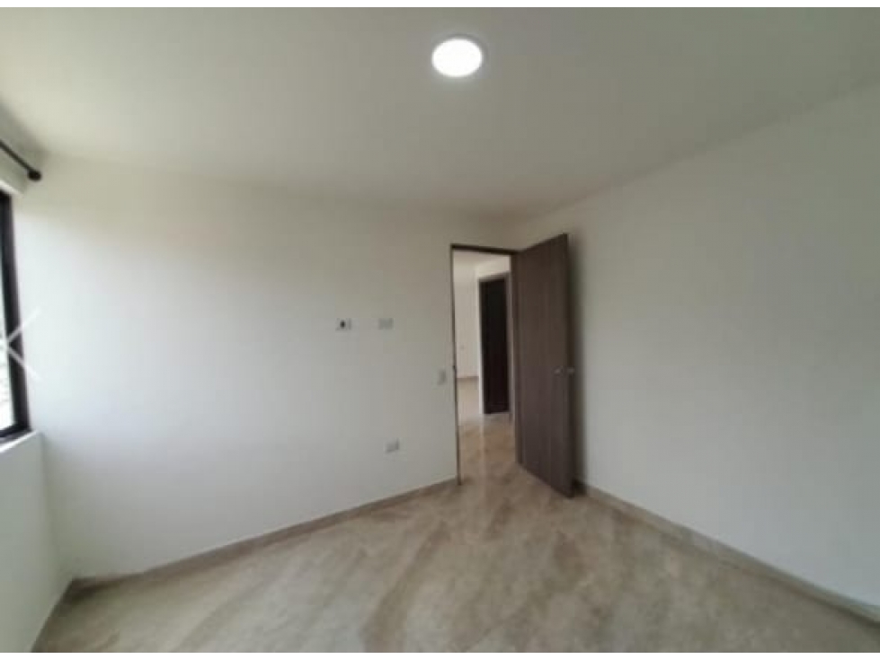 Arriendo Apartamento Sector Manrique — foto 5