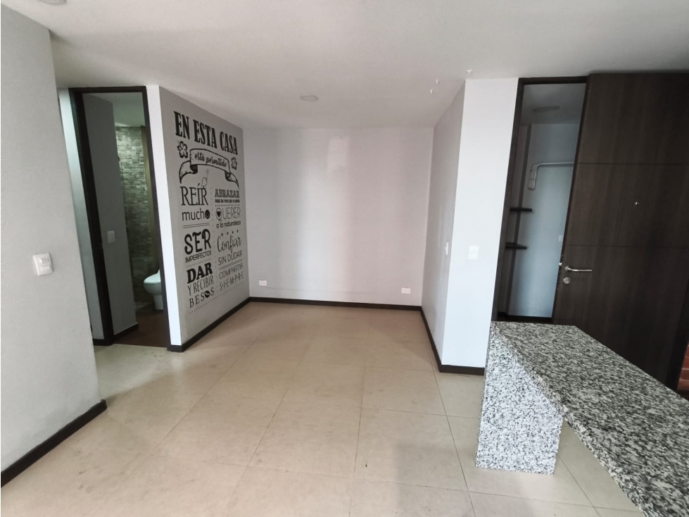 Apartamento en arriendo sector superior padre Marianito — foto 3