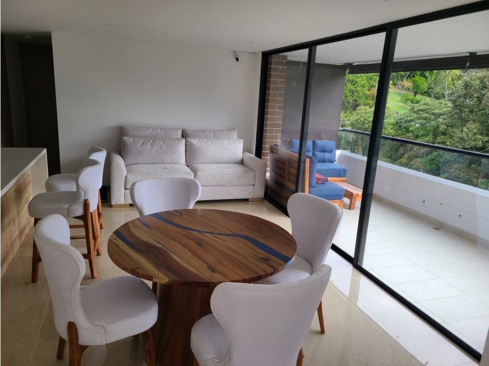 Apartamento en Renta -El Retiro - 4