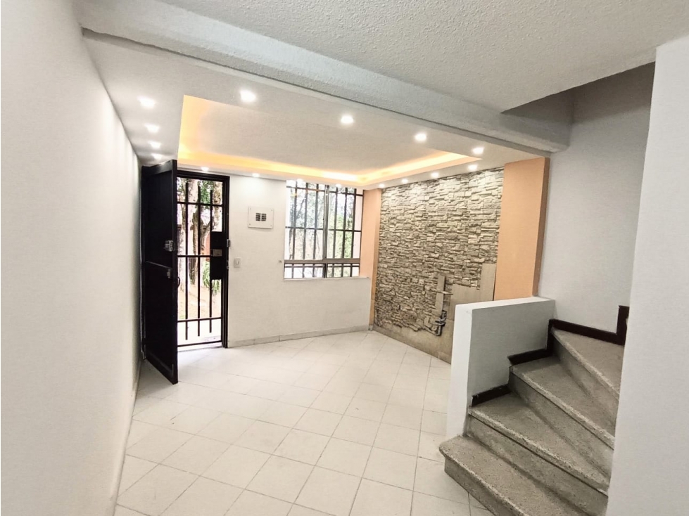 Apartamento en Arriendo Cataluña Medellin — foto 3