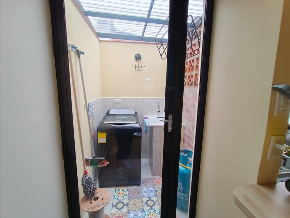 Apartamento amoblado en arriendo en Rionegro sector porvenir — foto 4