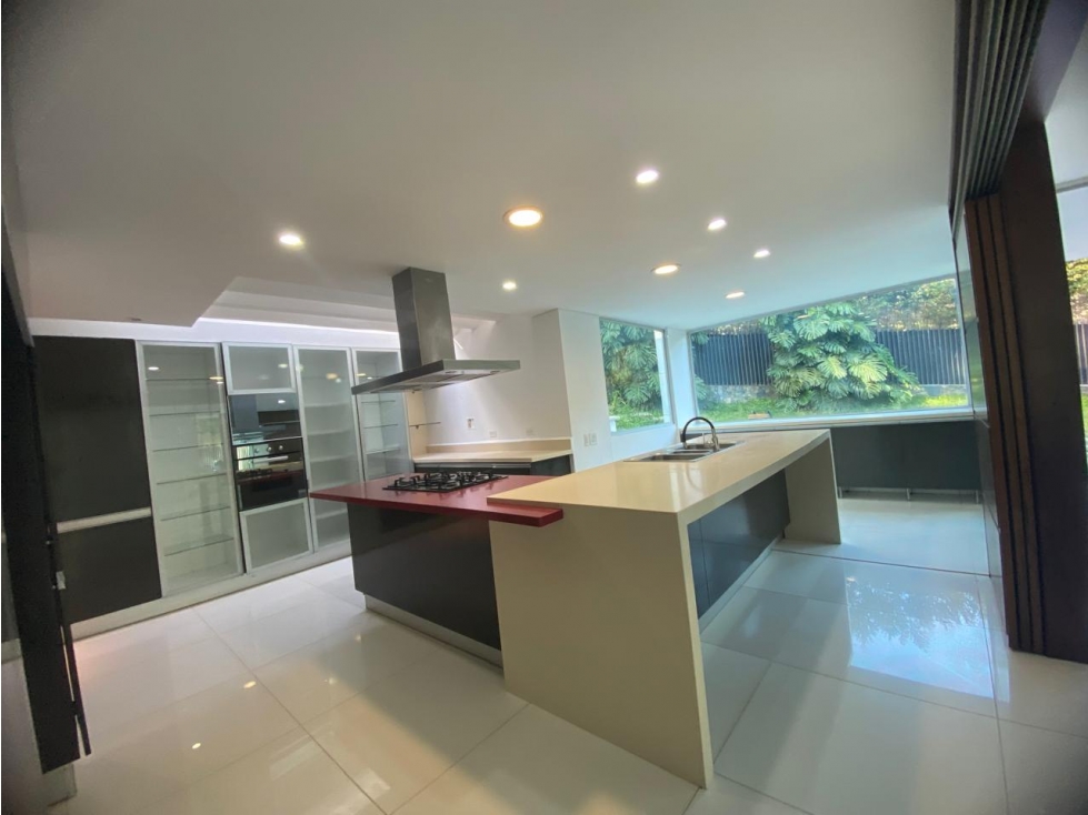 Vendo Casa Campestre en el Poblado