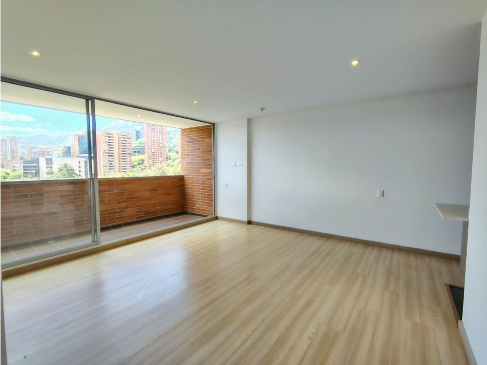 Apartamento en arriendo sector Los Gonzalez — foto 2