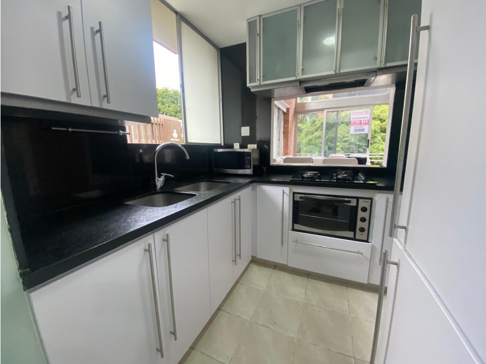Arriendo Apartamento en el Poblado en el Tesoro