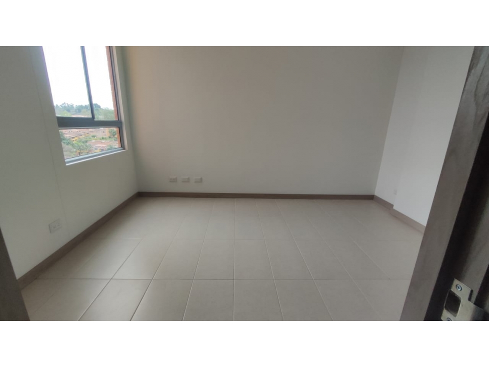 Apartamento en arriendo en Rionegro, Sector San Nicolás — foto 5