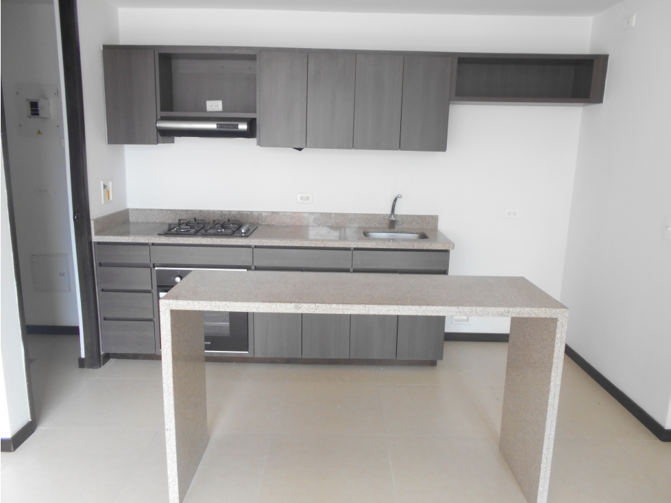 Apartamento en Arriendo Sector Padre Marianito — foto 6