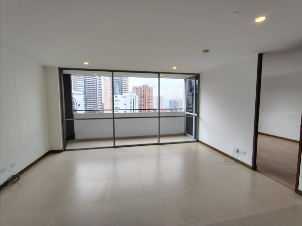Apartaestudio en arriendo sector Los Gonzalez — foto 3