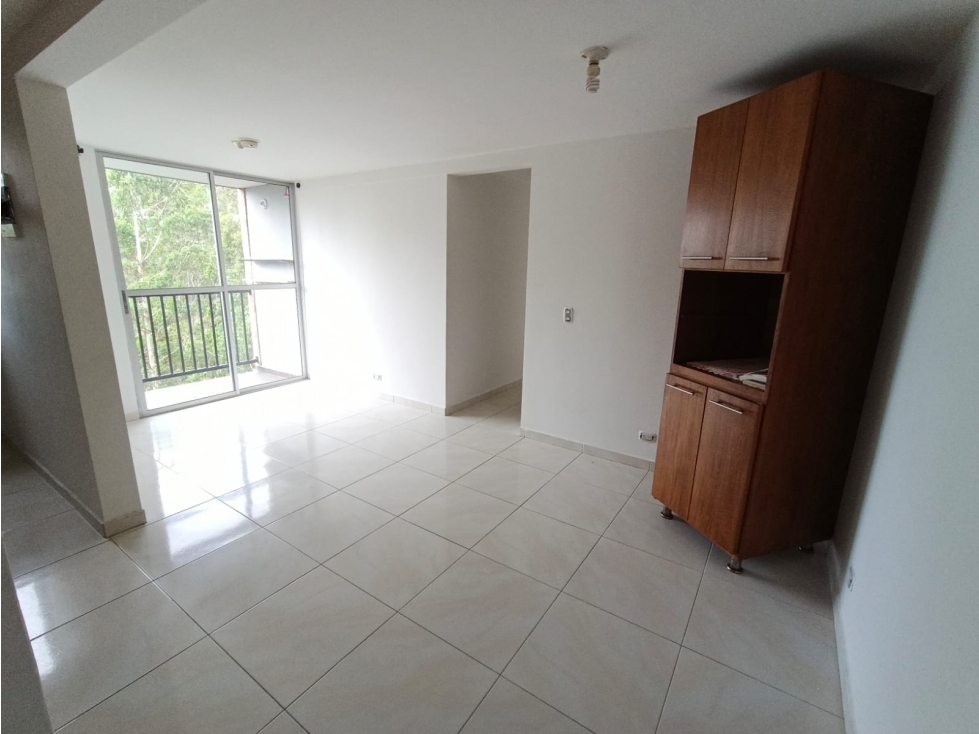 Apartamento en arriendo en rionegro sector fontibon — foto 3