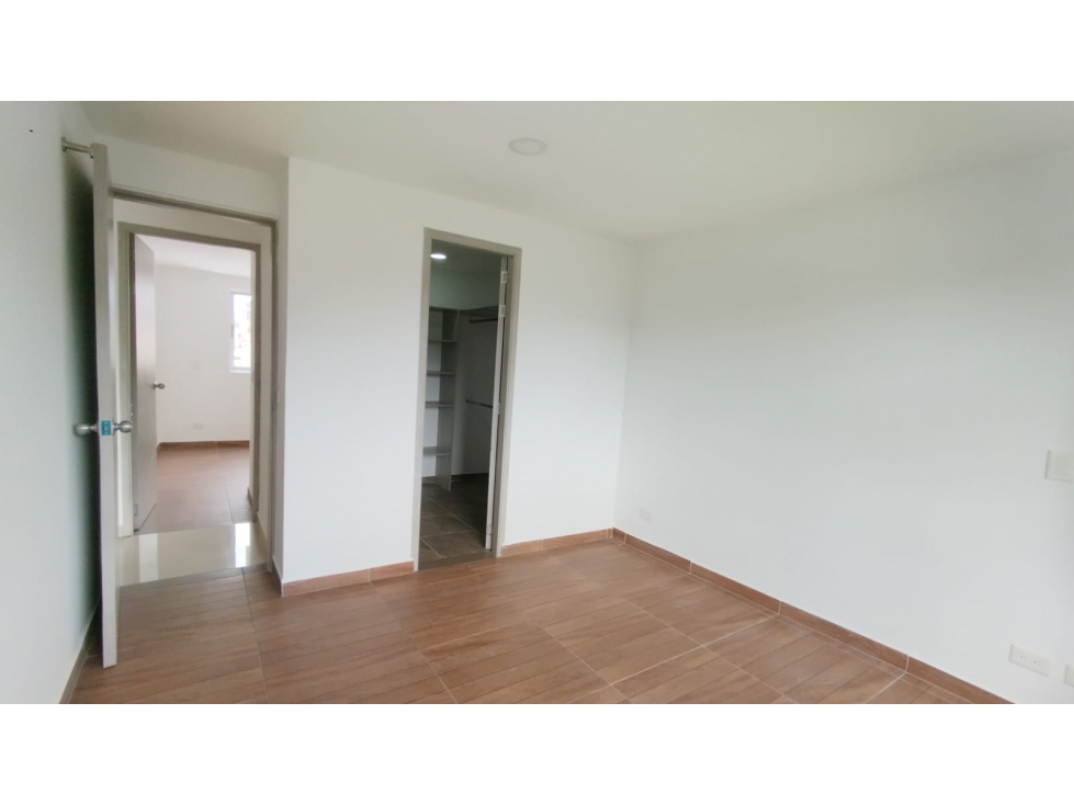 Apartamento En Arriendo En Sector Conquistadores — foto 6