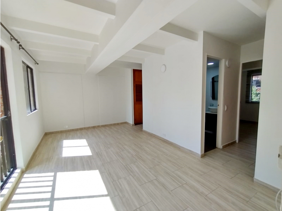 Apastaestudio En Arriendo En Belen Sector La Mota — foto 2