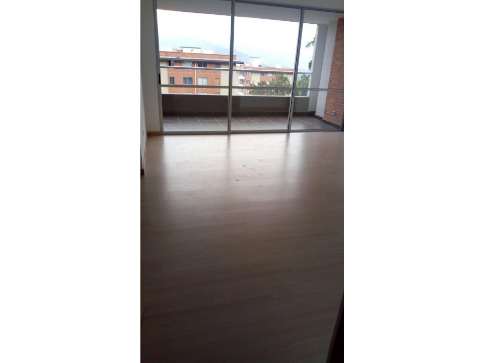 Apartamento en arriendo sector Loma del Esmeraldal Envigado — foto 3