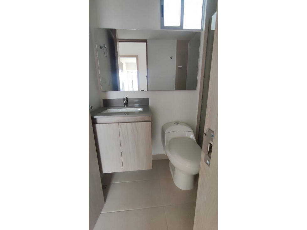 Apartamento en arriendo en Rionegro, Sector San Nicolás — foto 6