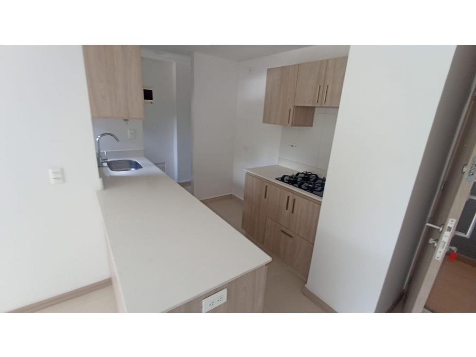 Apartamento en arriendo en Rionegro- los colegios — foto 3