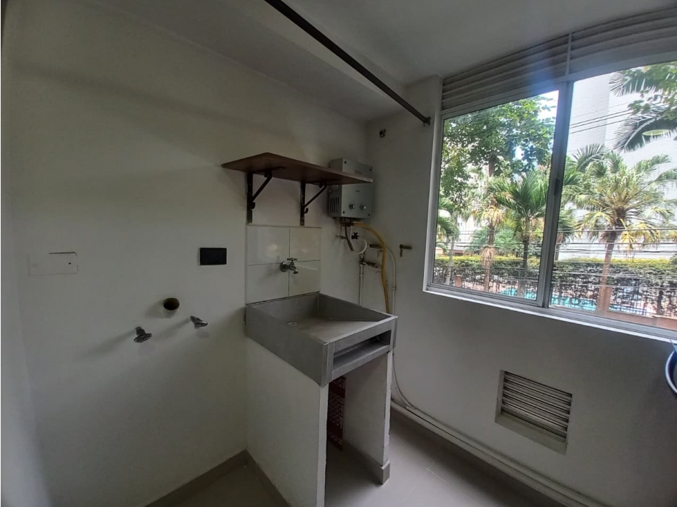 Apartamento en Arriendo Loma de Los Bernal Medellin — foto 5