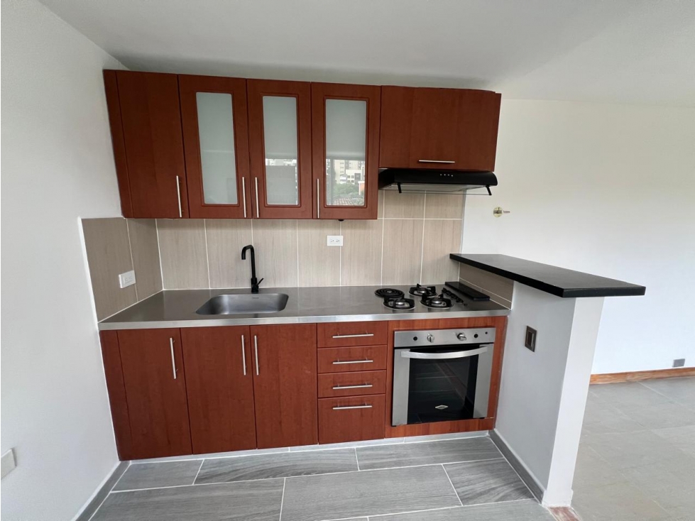 Apartamento en Arriendo Transversal Inferior Medellín — foto 2