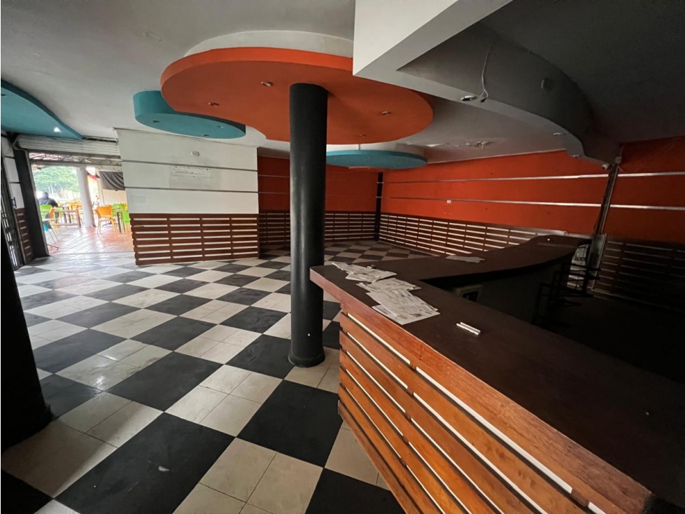 Local en Arriendo Transversal Intermedia Envigado — foto 2