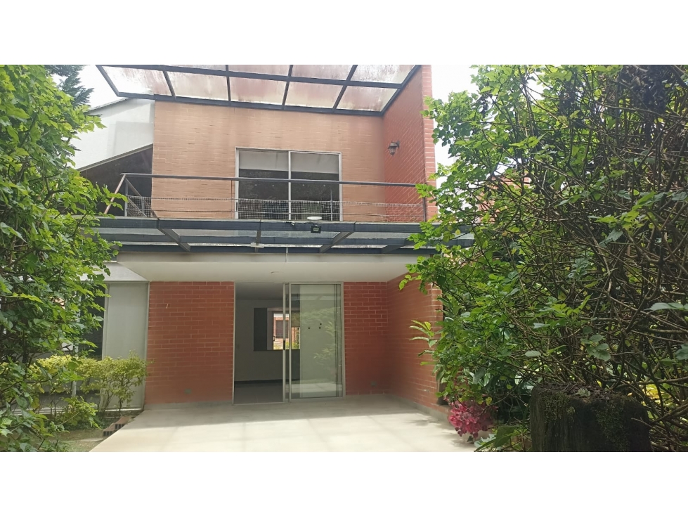 Casa en arriendo en el Retiro