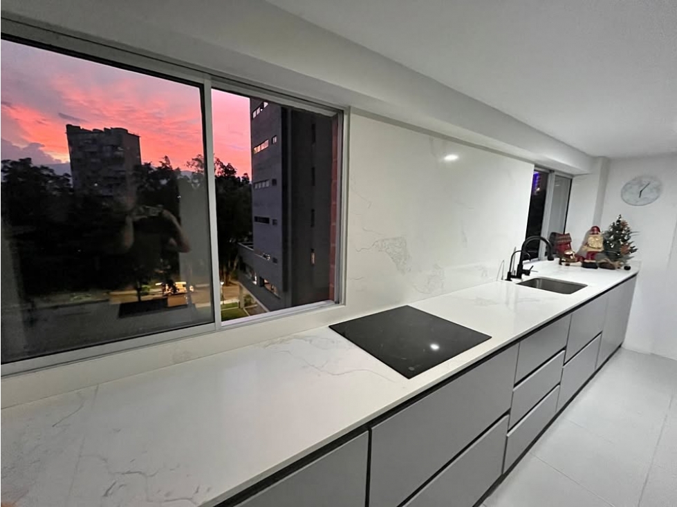 Apartaestudio en Arriendo Santa María de los Angeles Medellin — foto 2
