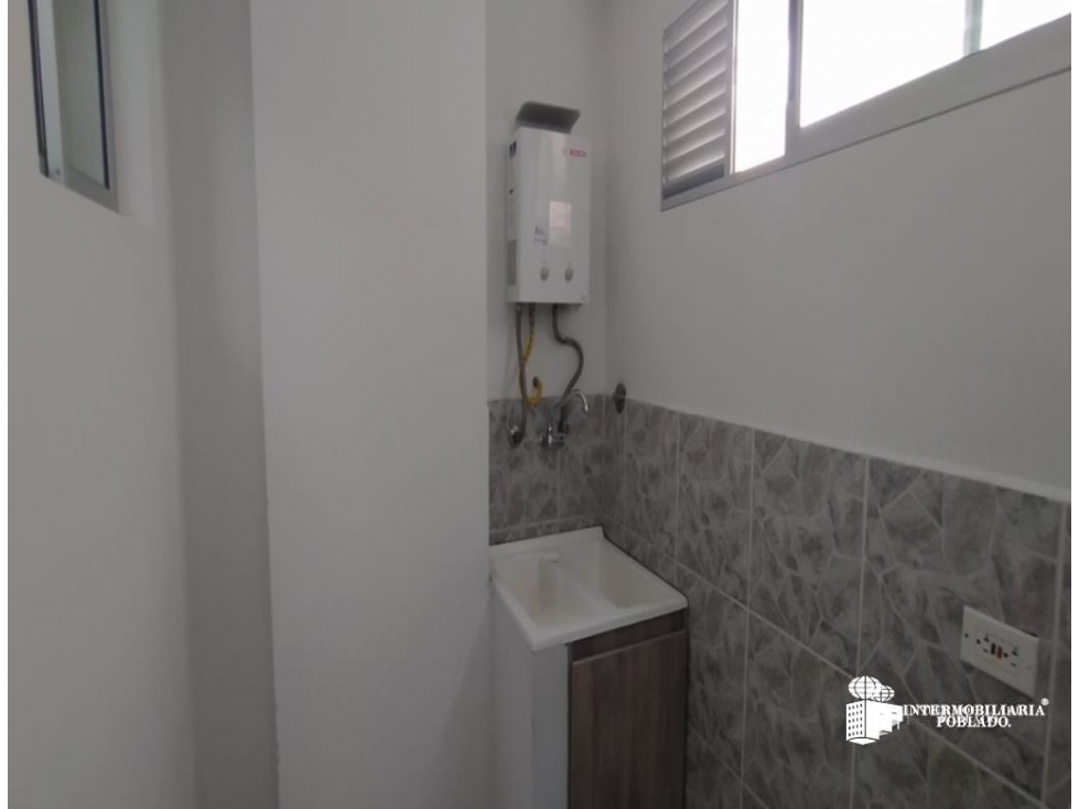 Apartamento en Arriendo Laureles Medellin — foto 5