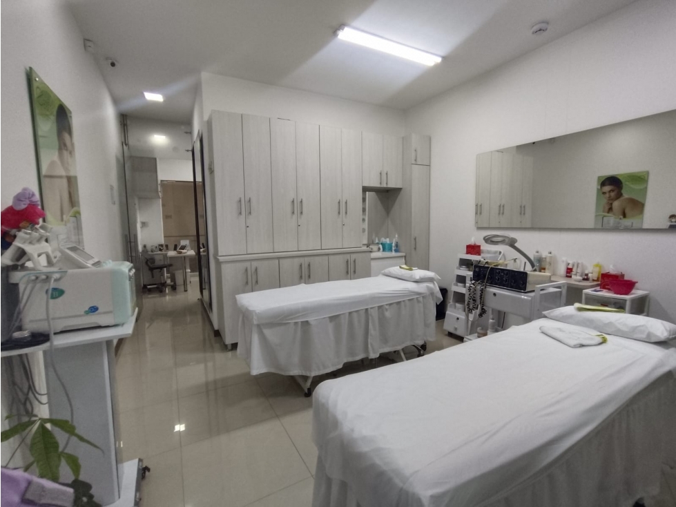 LOCAL EN ARRIENDO COMPLEX LLANOGRANDE - 6