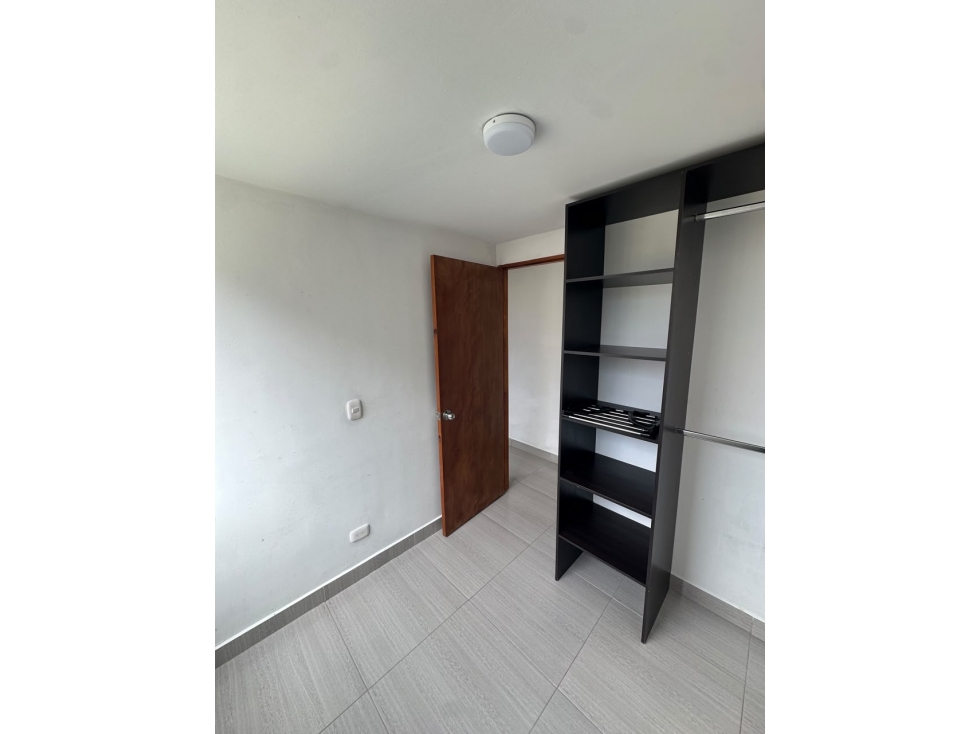 APARTAMENTO PARA LA VENTA SECTOR CIMARRONAS — foto 6