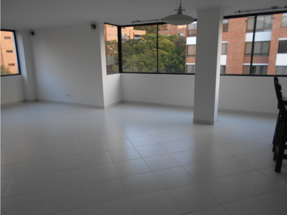 Apartamento en Arriendo sector Milla de Oro — foto 2