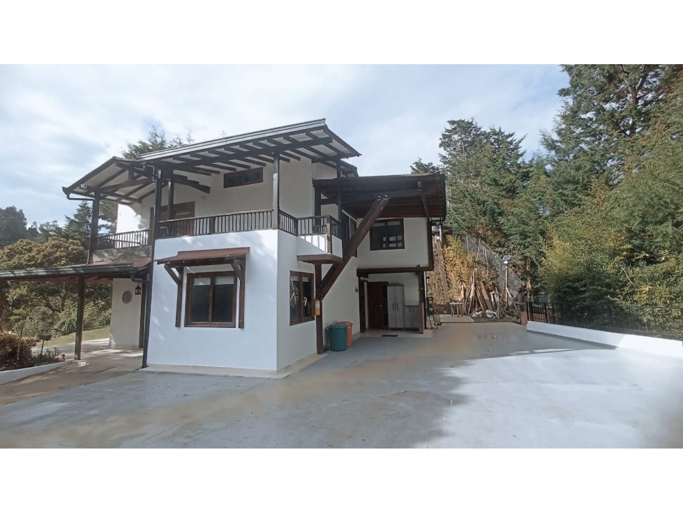 casa finca en arriendo en Guarne - 1