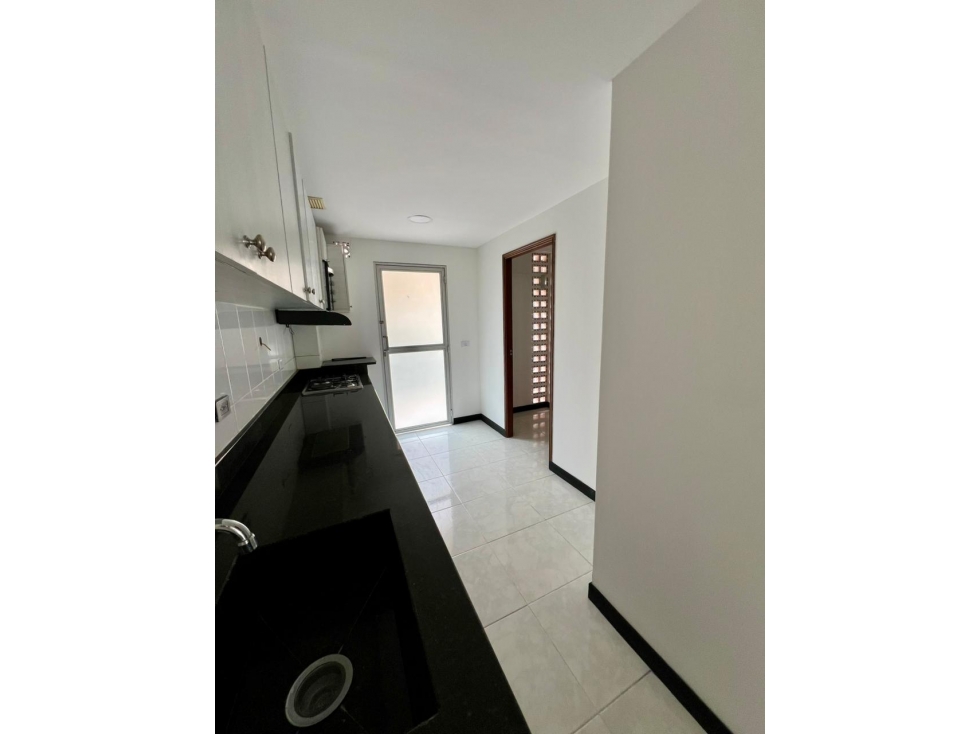 Apartamento En Arriendo En Laureles — foto 4