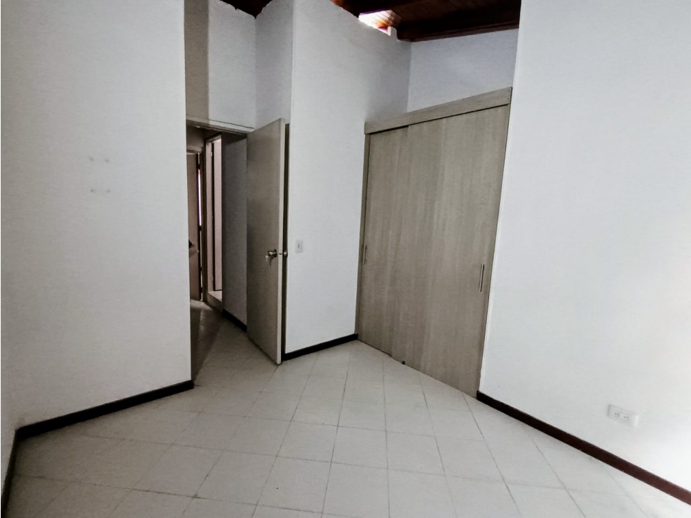 Apartamento en Arriendo Cataluña Medellin — foto 6