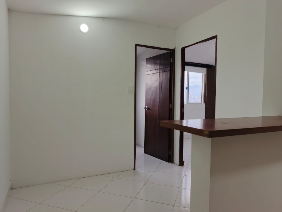Apartamento En Arriendo En Sector Calasanz — foto 3