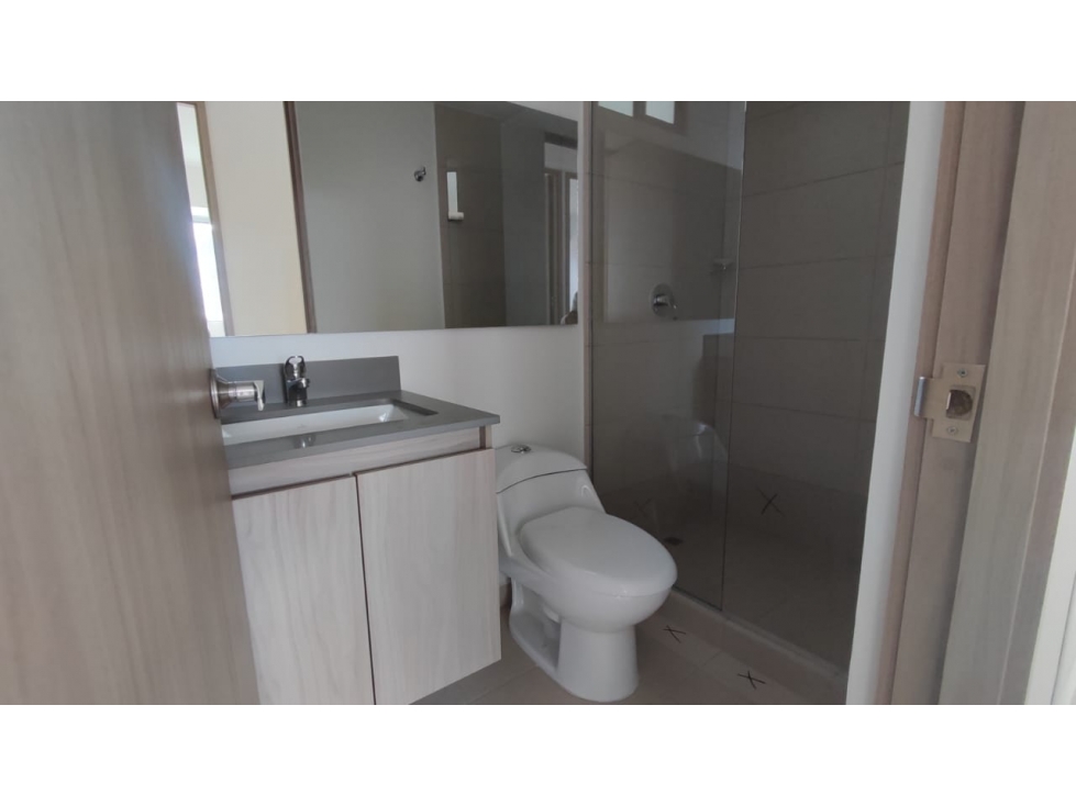 Apartamento en arriendo en Rionegro, Sector San Nicolás — foto 5
